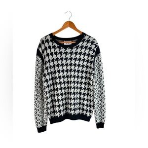Banjo & Matilda Australia Cashmere Black and White Houndstooth Sweater Size L